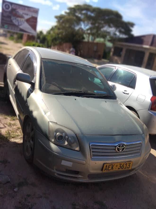 used toyota avensis