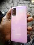 A picture of Samsung s20 edge 5G