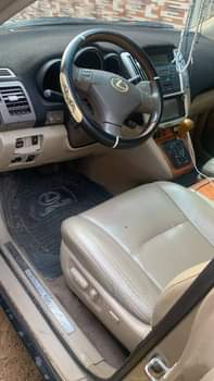 A picture of Why buy toks when u can grab this toks standard