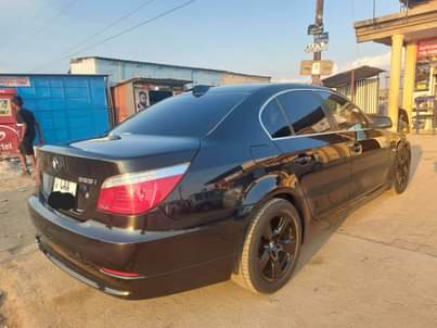 bmw 525i