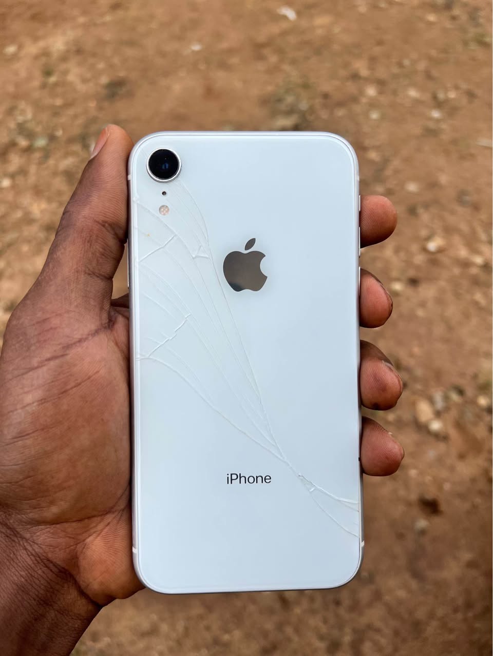 A picture of IPHONE XR NO FACE ID 64gb