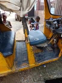 A picture of Tvs tricycle