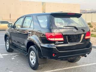 A picture of Toyota Fortuner 2008 watsapp 0551513562