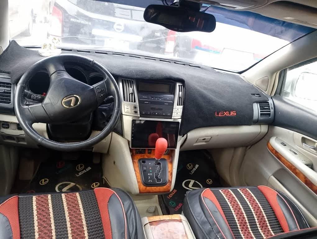A picture of Rx330