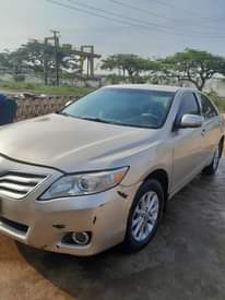 A picture of Toyota Camry 08