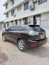 A picture of Toyota Harrier