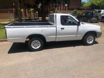 used nissan hardbody