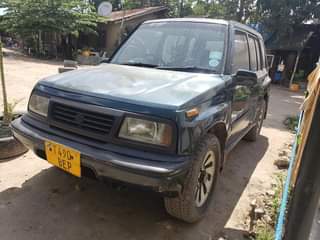 suzuki escudo