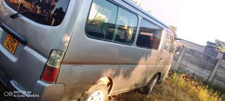 used nissan caravan