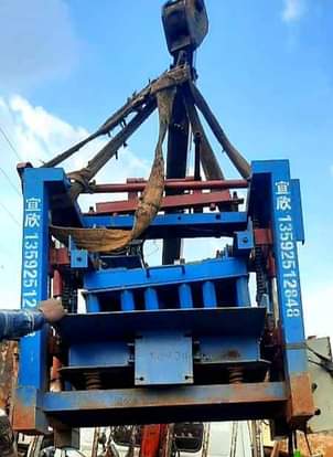 A picture of Electric block machine