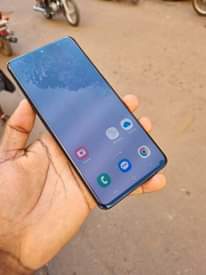 A picture of Samsung galaxy S20 Ultra 5G