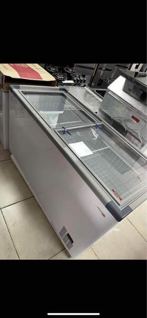 classifieds/fridges
