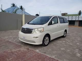 A picture of Alphard on sale Price 23.8ml Maongezi 23ml Agent 3k Year