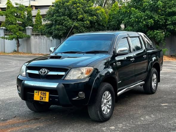 A picture of 2008 Toyota hilux