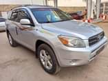 A picture of Toyota RAV4 2008 bote automatique avec 4x4 nouvellement immatricul climatisation
