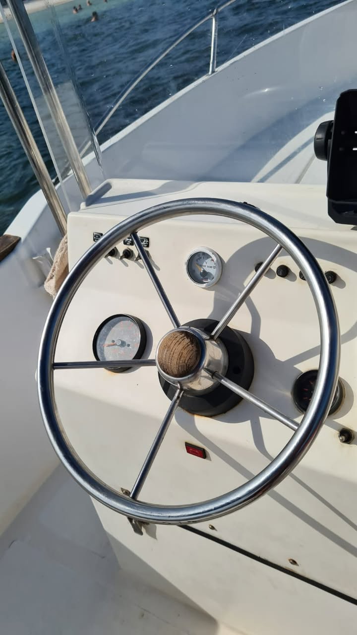 A picture of 2010 FIBERGLASS BOAT yamaha 75hp