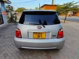 A picture of TOYOTA IST