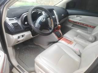 A picture of Lexus rx350 2007 model