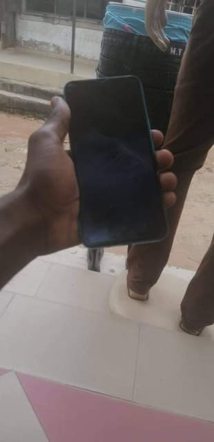 A picture of Infinix hot 10i