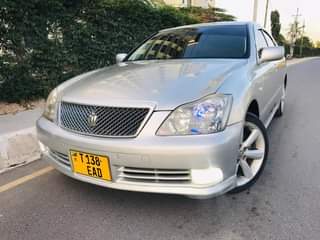 A picture of Crown Athlete Engine ndogo 4GR Cc2490 Full ac Gari mpya