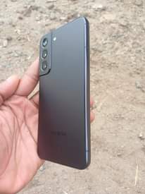 A picture of Samsung galaxy S22