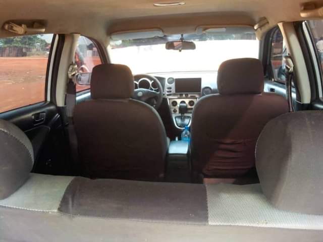 A picture of 2005 Toyota metrix 2005 1000
