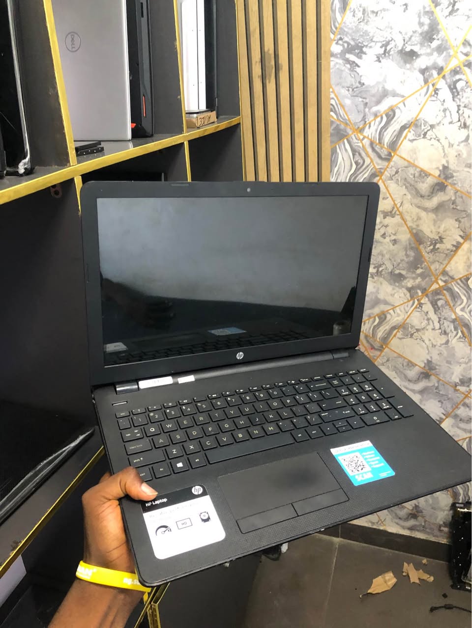 A picture of HP 15