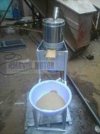 A picture of Stainless G Nut s Grinding Machine of 6kgs per G