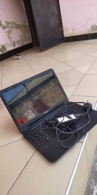 A picture of NAUZA SIMU NA PC