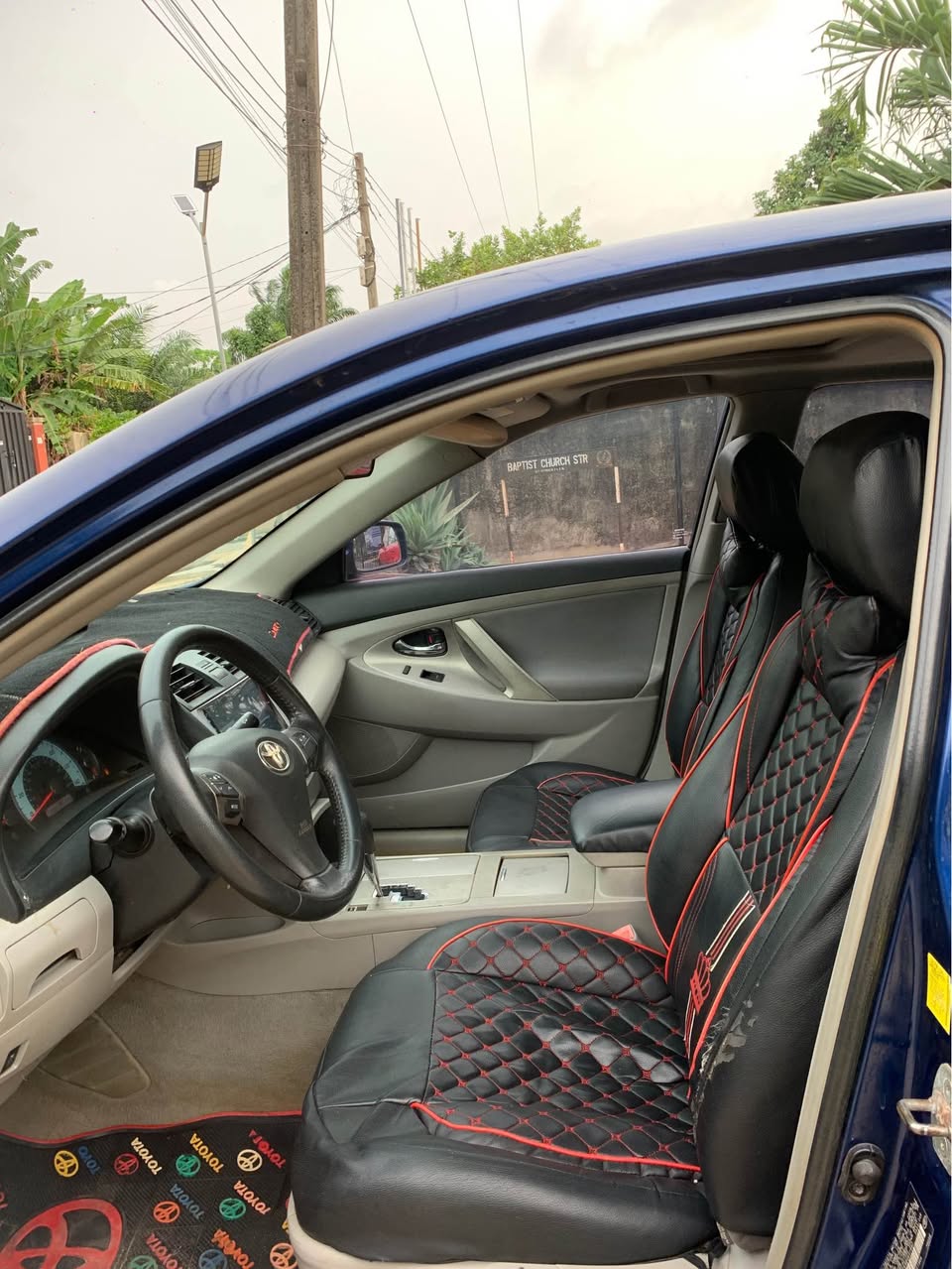 A picture of Toyota Camry 2011