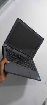 A picture of Dell latitude 3160 HDD 320Gb Ram 4Gb TOUCH SCREEN Bettery