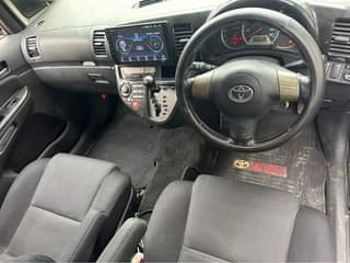 A picture of Wish kali sana inauzwa Price 12 5mil Year 2004 Engine