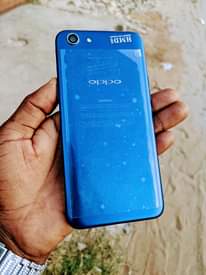 A picture of Oppo a83 mpyaaa mno gb128 ram6 net4g wah