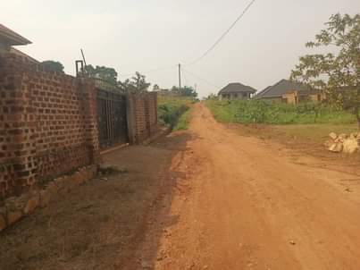 A picture of PLOT ON SALE