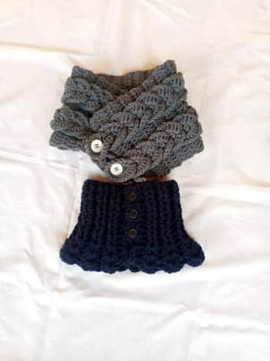 A picture of Crochet neckwarmers