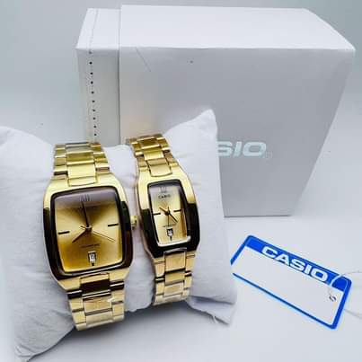 A picture of Couple watches available Ukihitaji kwa moja pia unapata. 0765863634