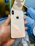 A picture of Iphone Xs 64gb