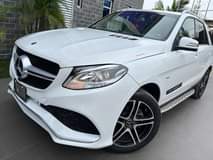 A picture of NEATLY used 012 ML350 Upgraded TO GLE350 AMG with fullest