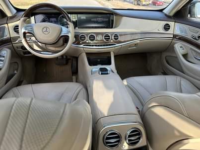 A picture of 2015 Mercedes S550 Maybach kitted