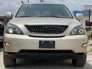 A picture of Lexus RX 330 Belgium