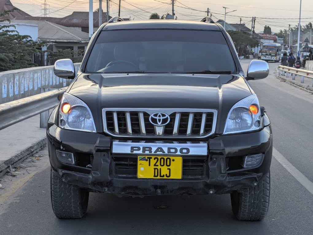 A picture of TOYOTA LANDCRUISER PRADO Make 2007 Engine 2TR FE Fuel Petrol
