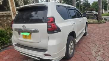 A picture of Prado 150