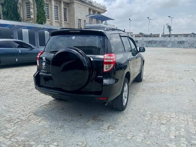 A picture of NEATLY USED 2012 TOYOTA RAV4
