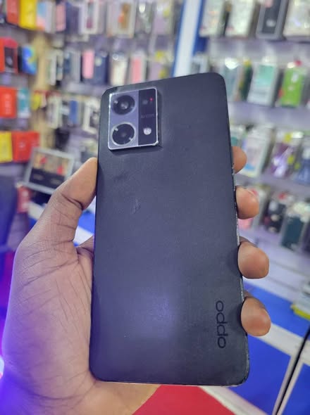 A picture of Used Oppo reno 8 256gb