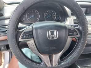 A picture of ULTRA SHARP DISTRESS Name Honda Brand Cross Tour Year 2010
