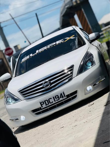 nissan teana