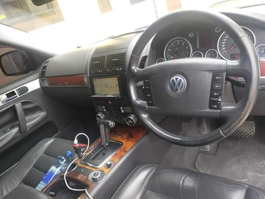 A picture of VW TOUAREG