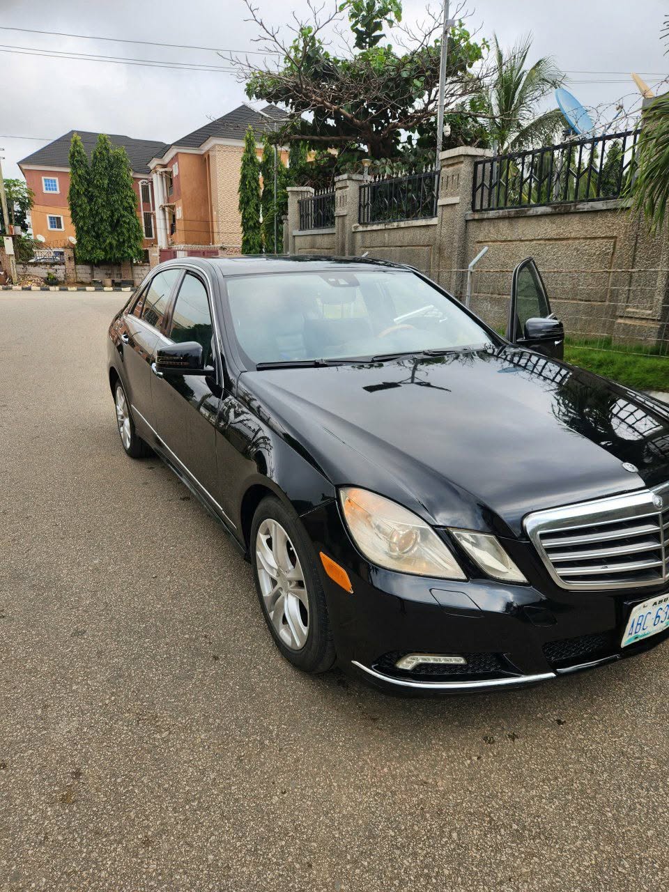 A picture of 2010 Mercedes Benz E Class