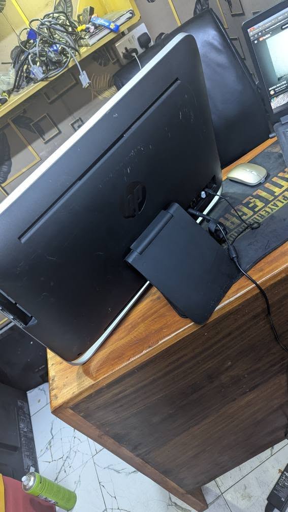 A picture of HP 2 IN 1