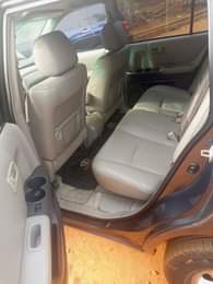 A picture of Toyota Highlander 05 First body 3 Rows Engine and Gear